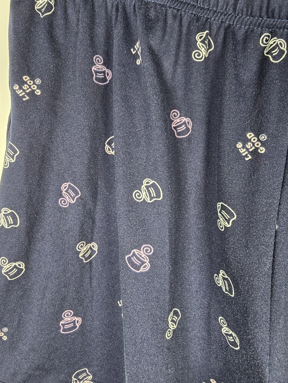 Life Is Good Heather Gray Top and Navy Mug-Print Shorts 2pc. Set Size XL - Picture 10 of 10